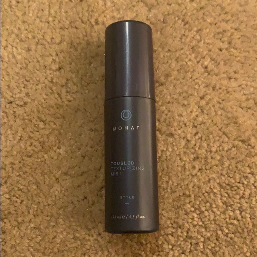 Tousled texturizing mist